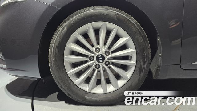 Kia K7 из Кореи Encar
