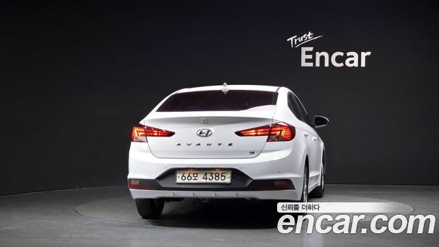 Hyundai AVANTE из Кореи Encar