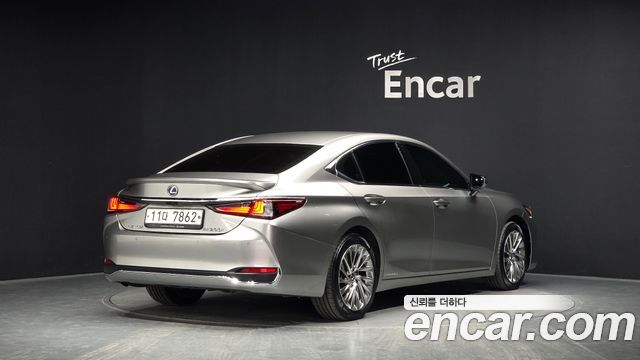 Lexus ES Executive — пробег 142 434 км — фото 2 из 5