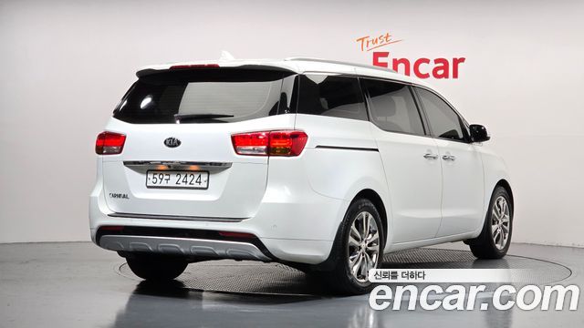 Kia Carnival 9-seater Prestige — пробег 166 060 км — фото 2 из 5