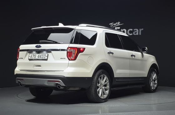 Ford Explorer 3.5 Limited 4WD 5th — пробег 76 304 км — фото 2 из 5
