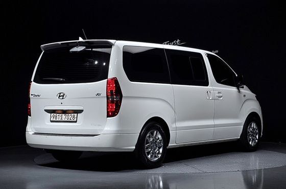 Hyundai Starex Van 5-Seater Modern — пробег 118 274 км — фото 2 из 5