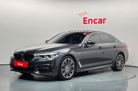 BMW 5-Series 530i xDrive M Sport Package Plus — пробег 50 913 км — фото 1 из 5