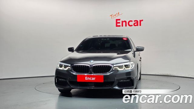BMW 5-Series 530i xDrive M Sport Package Plus — пробег 50 913 км — фото 3 из 5