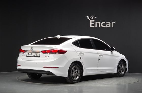 Hyundai AVANTE 1.6 GDI Smart — пробег 118 875 км — фото 2 из 5