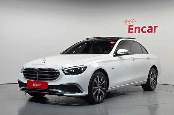 Mercedes-Benz E-Class E300e 4MATIC Exclusive — пробег 89 789 км — фото 1 из 5
