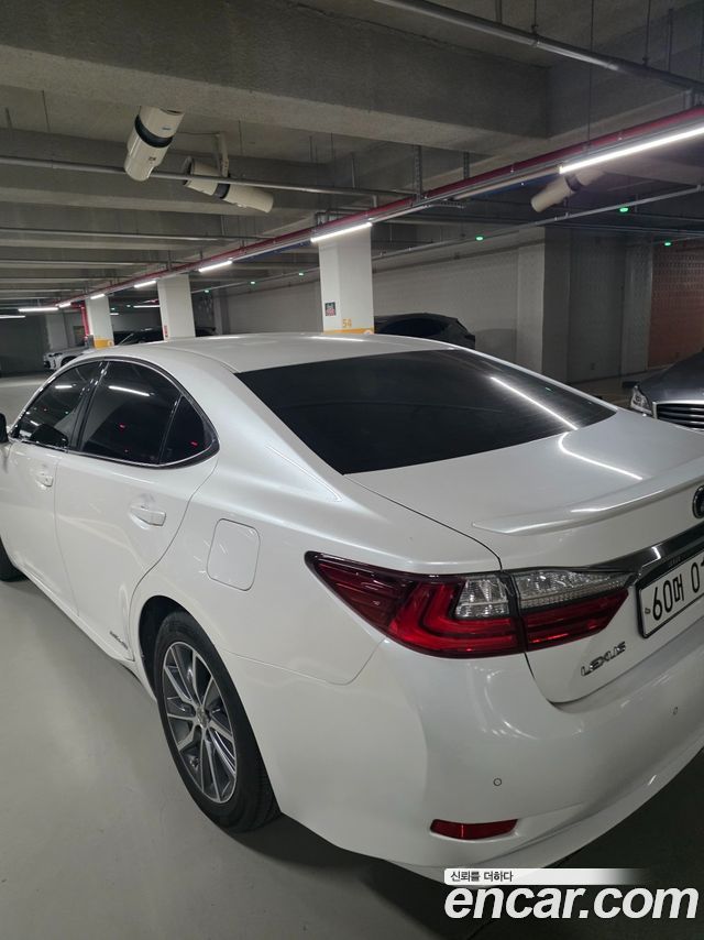 Lexus ES Supreme XV60 — пробег 139 943 км — фото 4 из 5