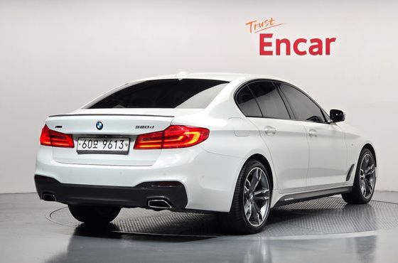 BMW 5-Series 520d xDrive M Sport Package Plus — пробег 96 755 км — фото 2 из 5