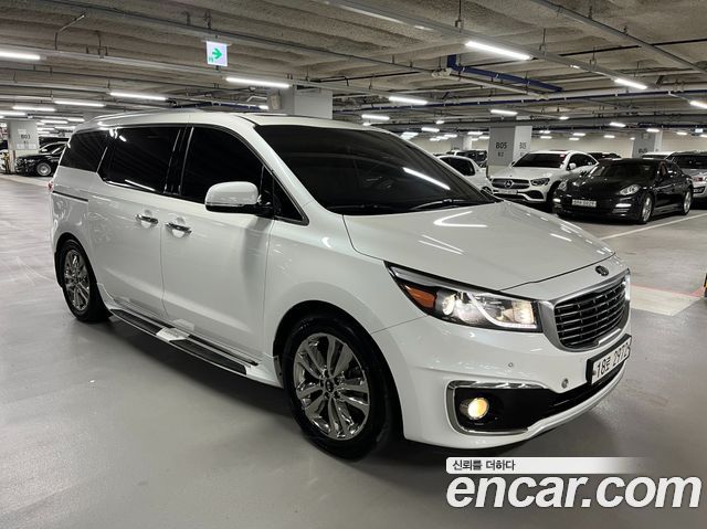 Kia Carnival из Кореи Encar