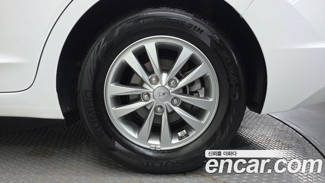 Hyundai AVANTE 1.6 Smart — пробег 135 698 км — фото 5 из 5
