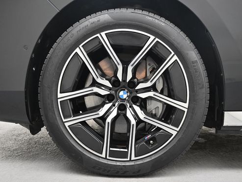 BMW i7 eDrive 50 M Sport — пробег 34 307 км — фото 5 из 5