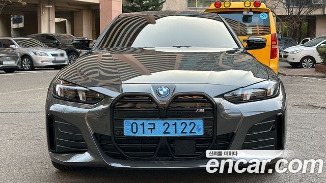 BMW i4 eDrive40 M Sports Pro — пробег 24 069 км — фото 1 из 5