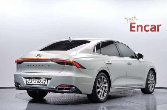 Hyundai Grandeur Calligraphy — пробег 107 144 км — фото 2 из 5