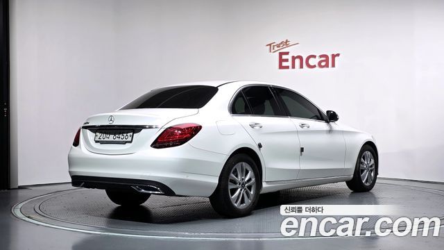 Mercedes-Benz C-Class из Кореи Encar