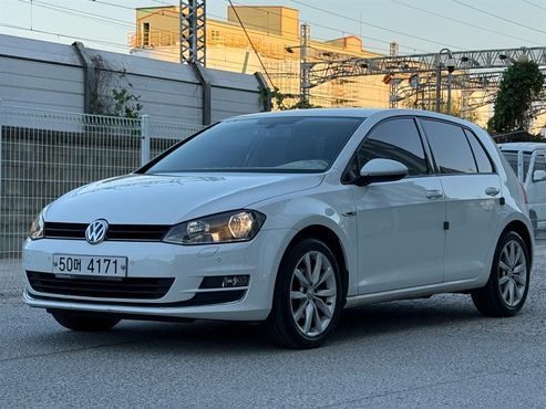 Volkswagen Golf 1.6 TDI — пробег 59 800 км — фото 2 из 5