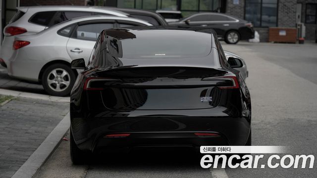 Tesla Model 3 Performance AWD — пробег 17 000 км — фото 4 из 5