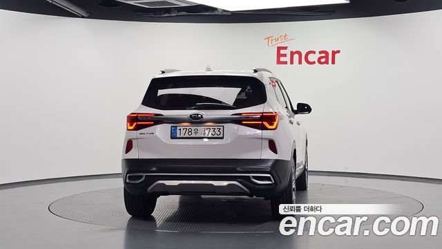 Kia Seltos из Кореи Encar