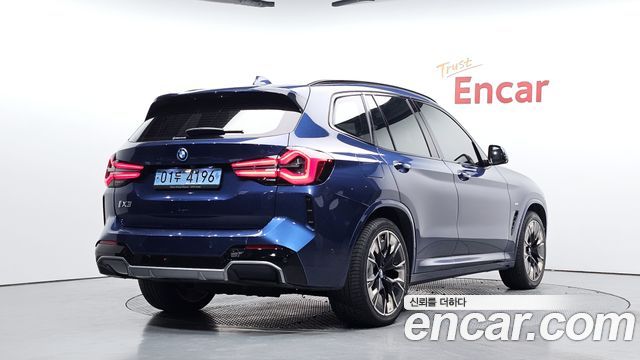 BMW iX3 M Sports — пробег 46 890 км — фото 2 из 5