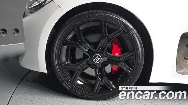 Kia Stinger из Кореи Encar