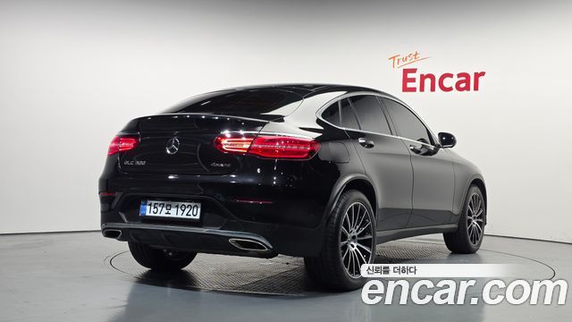 Mercedes-Benz GLC-Class GLC300 4MATIC AMG Line Coupe — пробег 58 593 км — фото 2 из 5