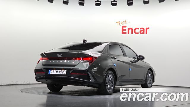 Hyundai AVANTE Modern — пробег 31 066 км — фото 2 из 5