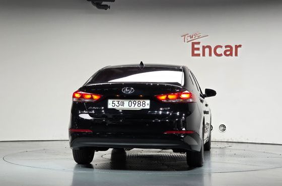 Hyundai AVANTE 1.6 e-VGT SMART Special — пробег 94 749 км — фото 4 из 5