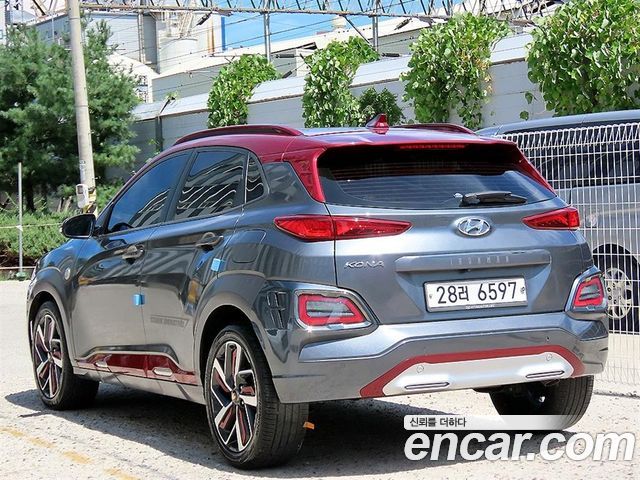 Hyundai Kona из Кореи Encar