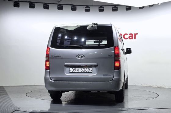 Hyundai Starex 3-Seater VAN CVX Luxury — пробег 276 548 км — фото 4 из 5
