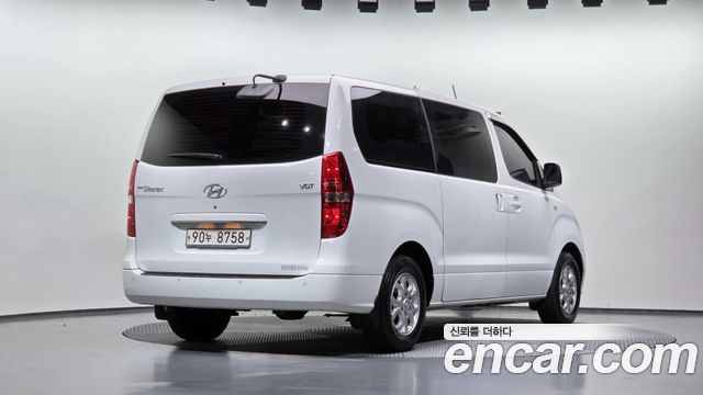 Hyundai Starex 3-Seater VAN CVX Luxury — пробег 286 039 км — фото 2 из 5