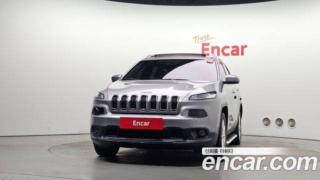 Jeep Cherokee 2.4 Longitude AWD — пробег 122 877 км — фото 3 из 5
