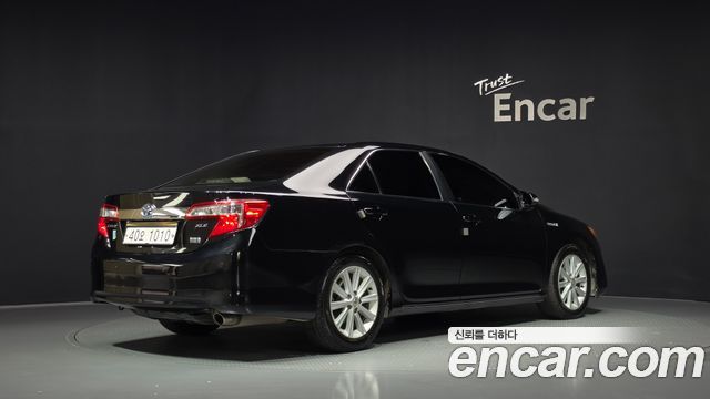 Toyota Camry Hybrid XLE — пробег 157 671 км — фото 2 из 5