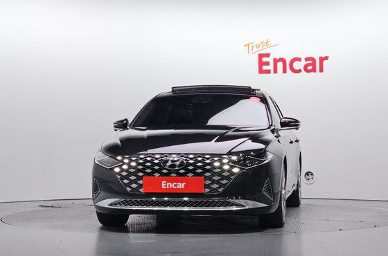 Hyundai Grandeur 2.5 Calligraphy — пробег 60 806 км — фото 3 из 5