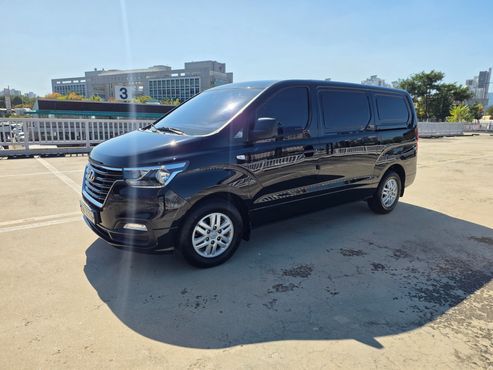Hyundai Starex Van 3-Seater Smart — пробег 120 000 км — фото 2 из 5