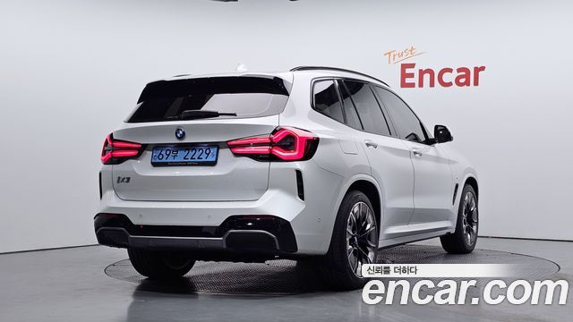 BMW iX3 M Sports — пробег 69 023 км — фото 2 из 5