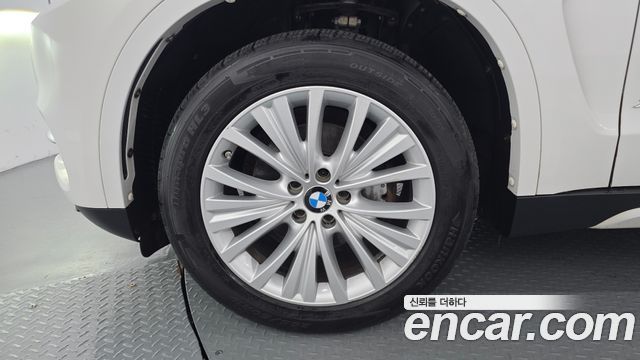 BMW X5 xDrive 30d — пробег 172 736 км — фото 5 из 5