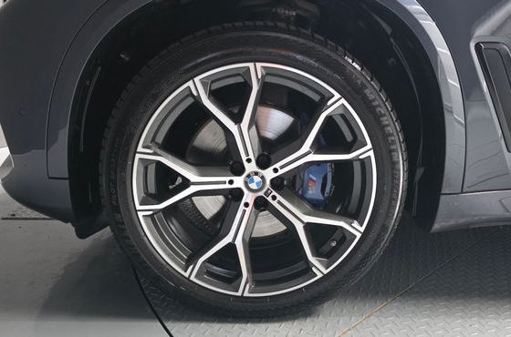 BMW X5 xDrive 30d M Sport — пробег 109 705 км — фото 5 из 5
