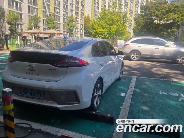Hyundai Ioniq I — пробег 93 500 км — фото 4 из 5