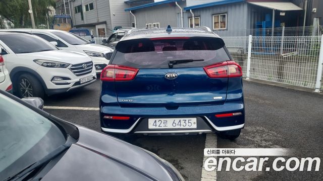 Kia Niro Noblesse — пробег 34 631 км — фото 2 из 5