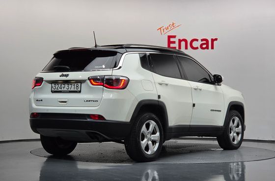 Jeep Compass 2.4 Limitied AWD — пробег 98 527 км — фото 2 из 5