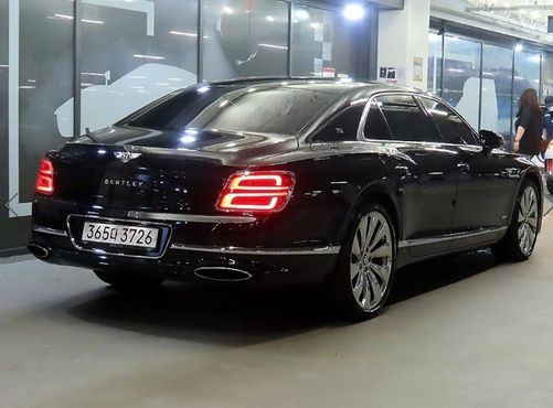 Bentley Flying Spur 6.0 — пробег 24 290 км — фото 3 из 5
