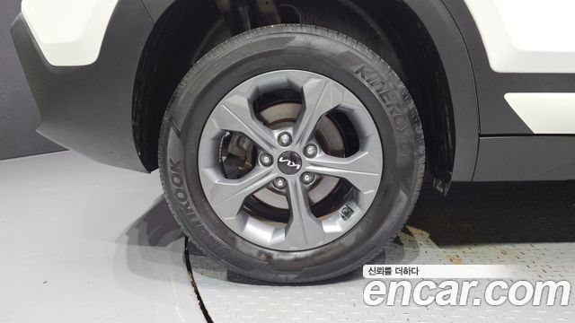Kia Seltos из Кореи Encar