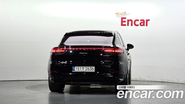 Porsche Cayenne 3.0 E-HYBRID PLATINUM EDITION — пробег 72 367 км — фото 4 из 5
