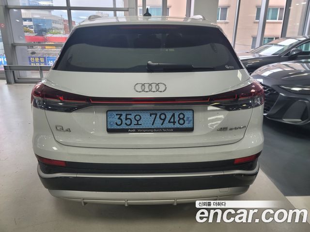 Audi Q4 e-tron 45 Premium — пробег 38 062 км — фото 4 из 5