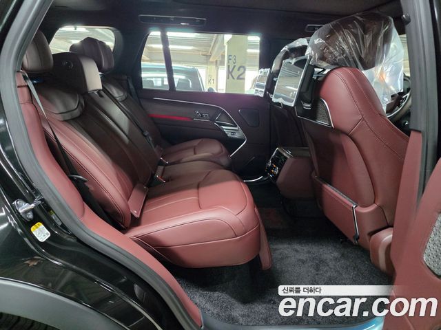 Land Rover Range Rover P530 Autobiography Long Wheel Base — пробег 22 км — фото 5 из 5