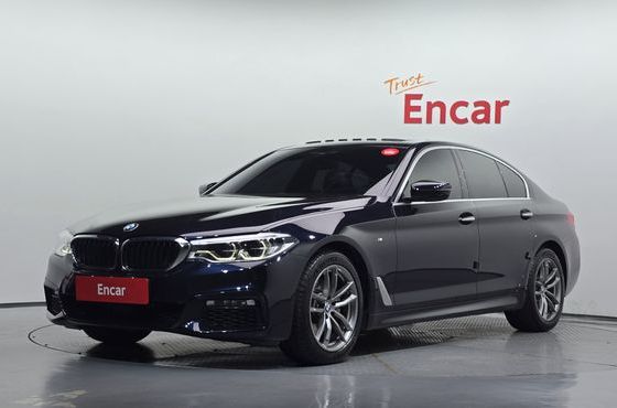 BMW 5-Series 520d xDrive M Sport Package — пробег 117 777 км — фото 1 из 5