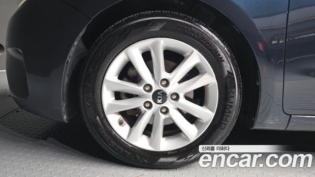 Kia K3 из Кореи Encar