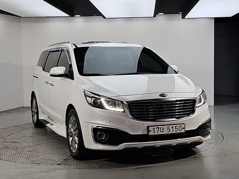 Kia Carnival 9-seater Prestige — пробег 131 626 км — фото 3 из 5