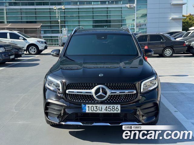 Mercedes-Benz GLB-Class GLB250 4MATIC — пробег 66 200 км — фото 1 из 5