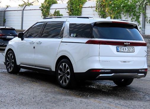 Kia Carnival Diesel 9-Seater Signature — пробег 204 348 км — фото 3 из 5