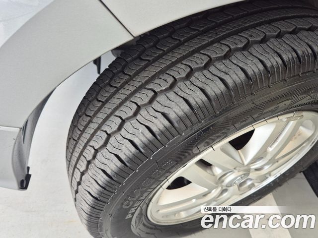 Hyundai Starex Van 5-Seater Smart — пробег 133 000 км — фото 5 из 5